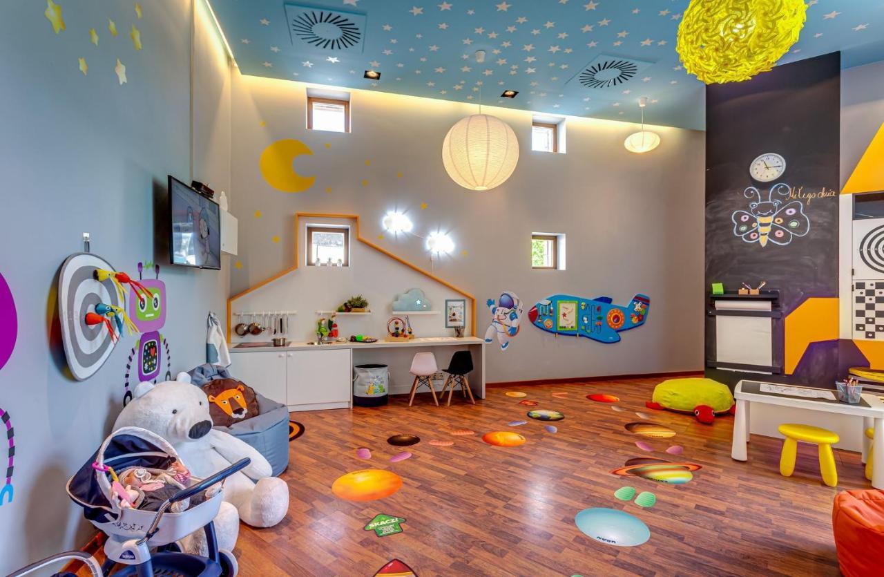 Holiday Inn Resort Warsaw Jozefow By Ihg Exteriér fotografie