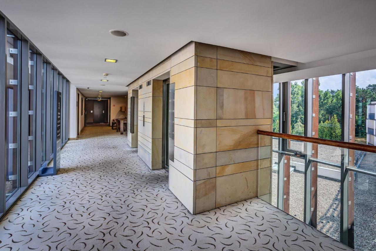 Holiday Inn Resort Warsaw Jozefow By Ihg Exteriér fotografie