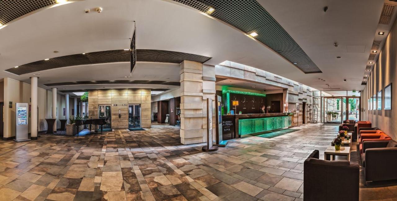 Holiday Inn Resort Warsaw Jozefow By Ihg Exteriér fotografie