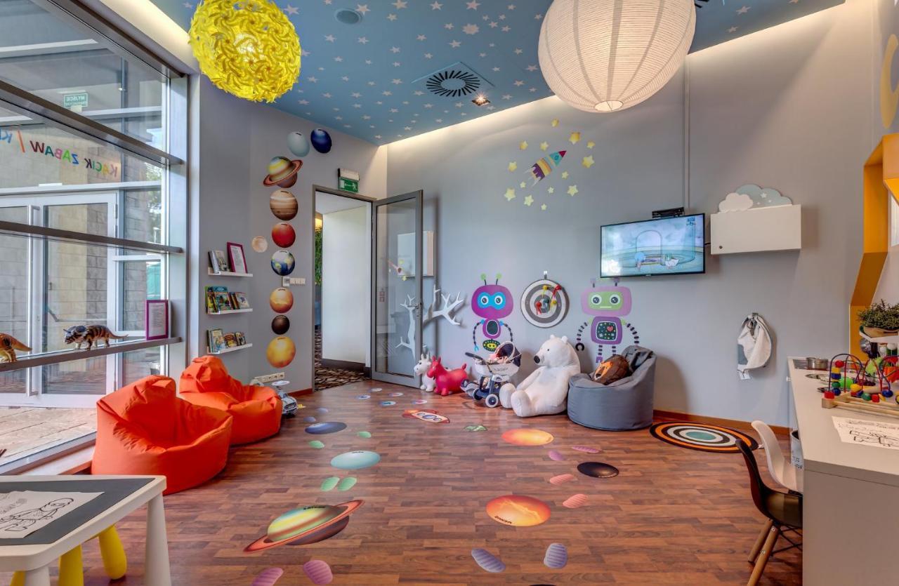 Holiday Inn Resort Warsaw Jozefow By Ihg Exteriér fotografie