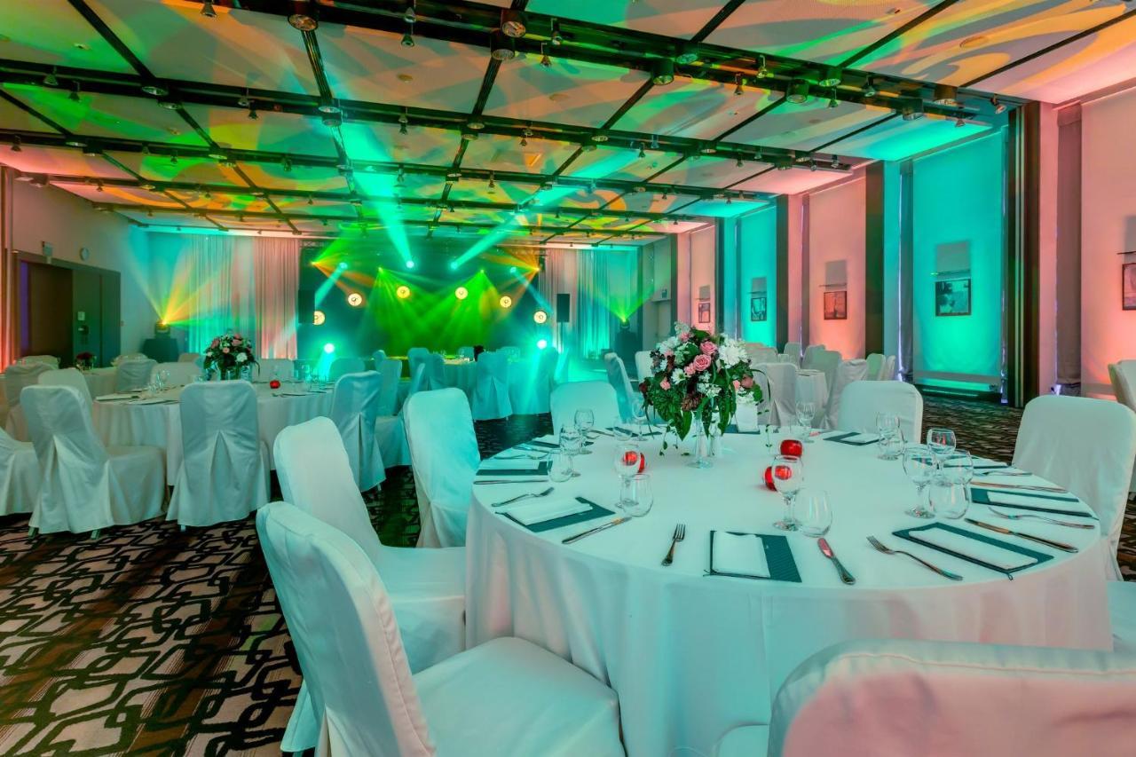 Holiday Inn Resort Warsaw Jozefow By Ihg Exteriér fotografie