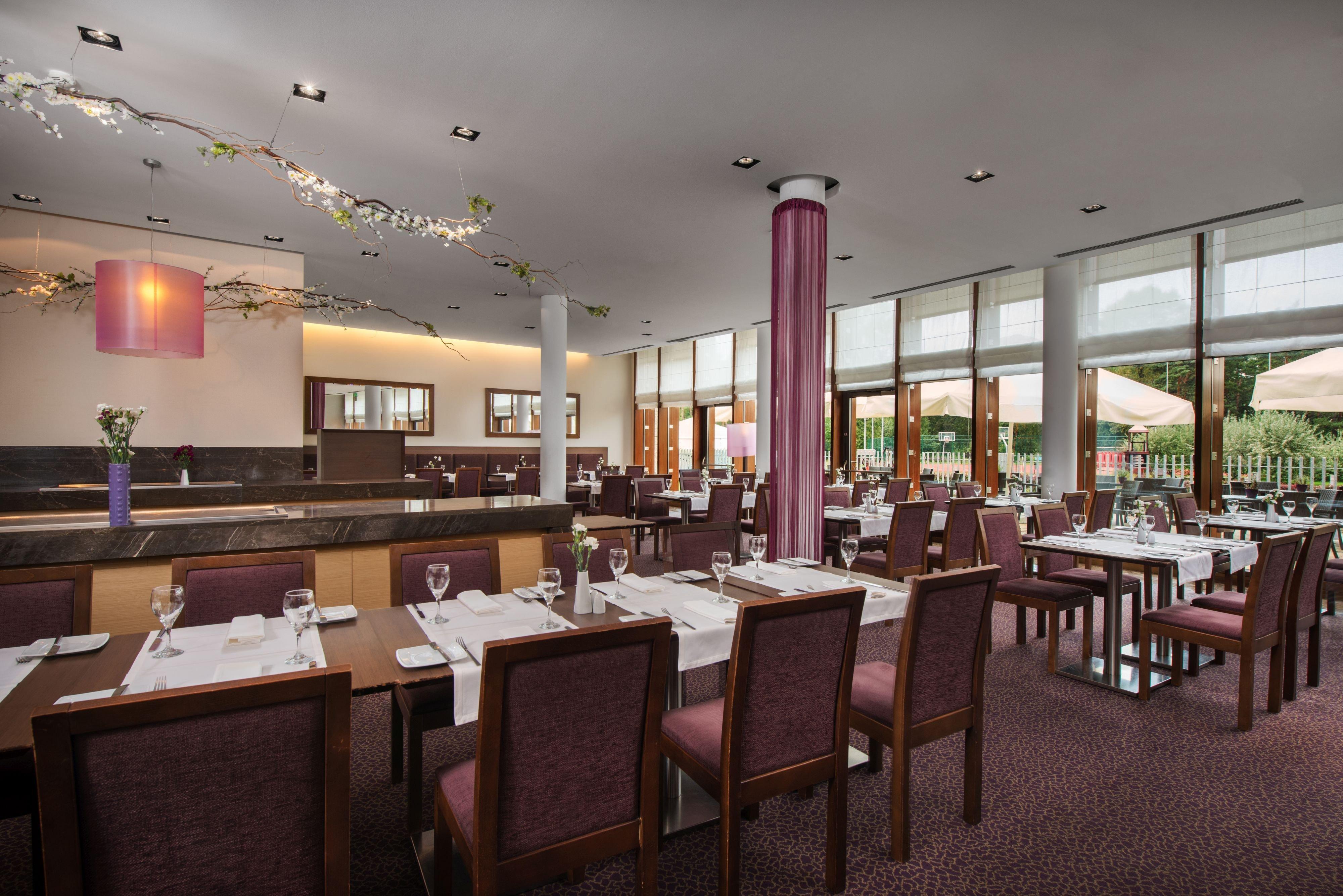 Holiday Inn Resort Warsaw Jozefow By Ihg Exteriér fotografie