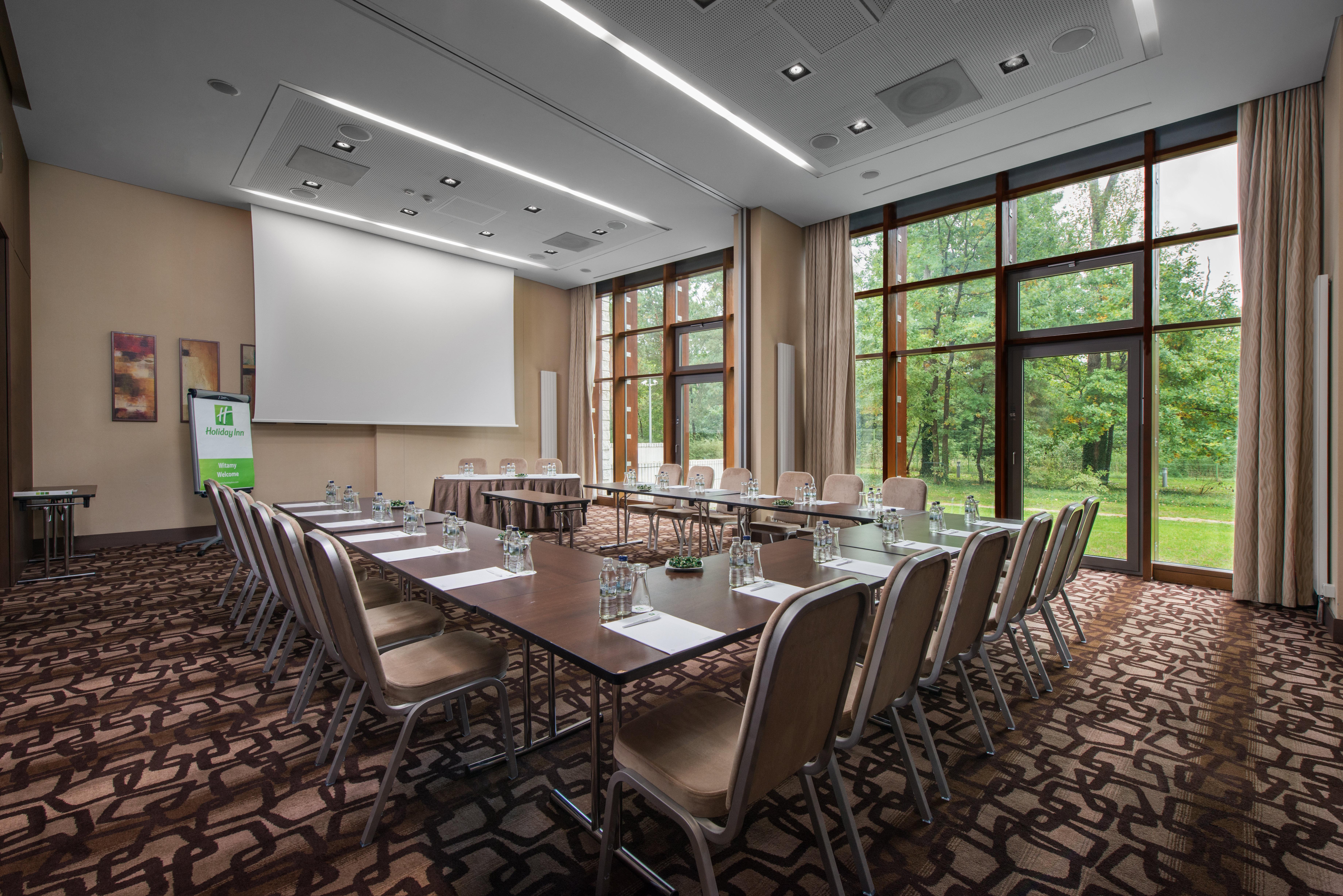 Holiday Inn Resort Warsaw Jozefow By Ihg Exteriér fotografie